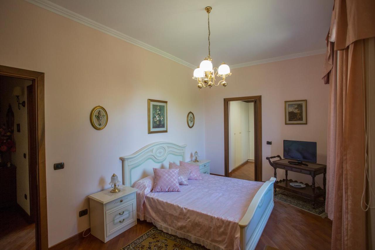 La Villa Delle Rose Рим Экстерьер фото